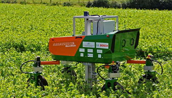 农业机器人发展迅速 智能化农机成新蓝海